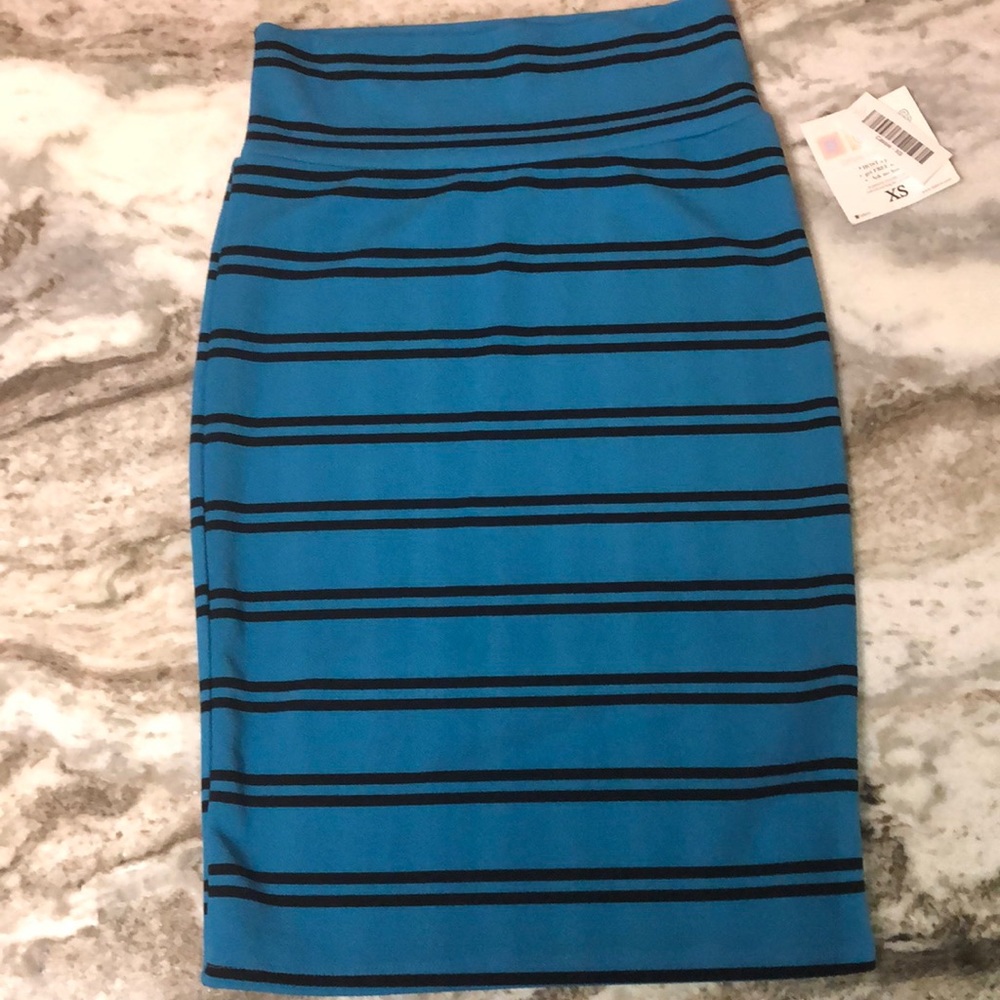 XS Lularoe Cassie pencil skirt